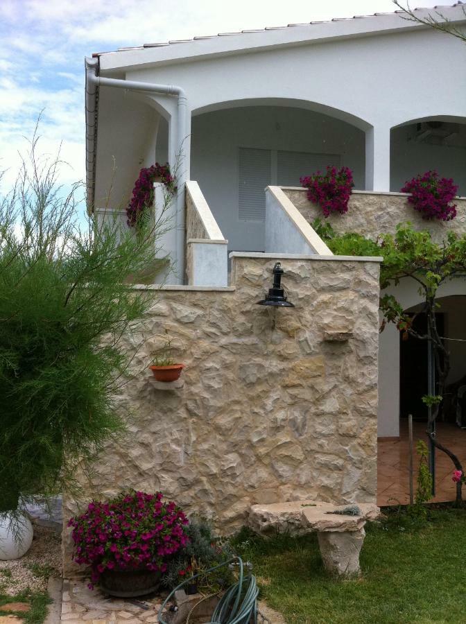 Ražanac Apartments Piccolo Piaccere מראה חיצוני תמונה
